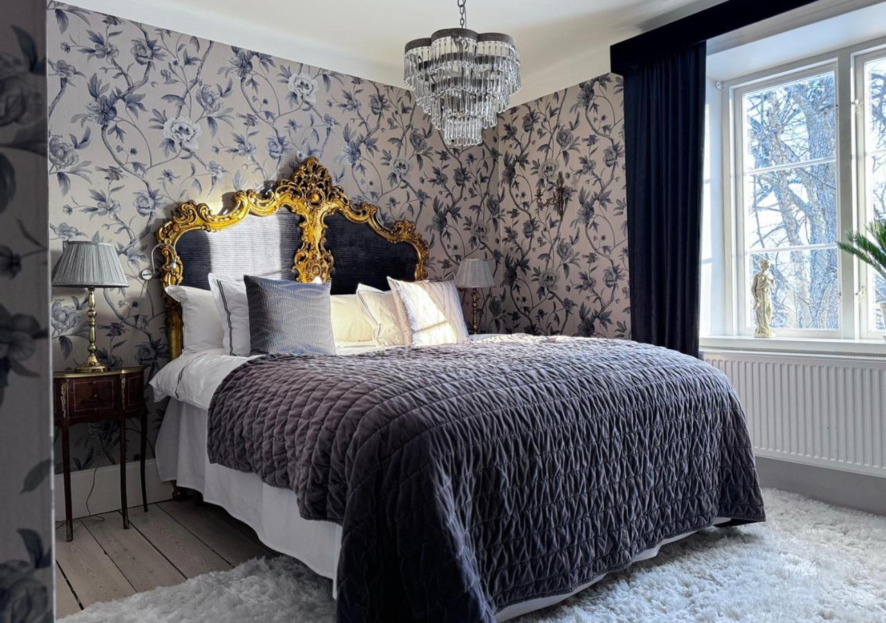 Goervaelns Slott Hotel Jarfalla Bagian luar foto