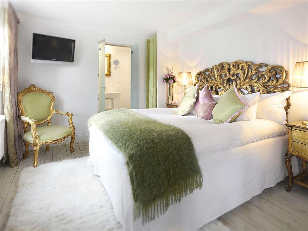 Goervaelns Slott Hotel Jarfalla Bagian luar foto