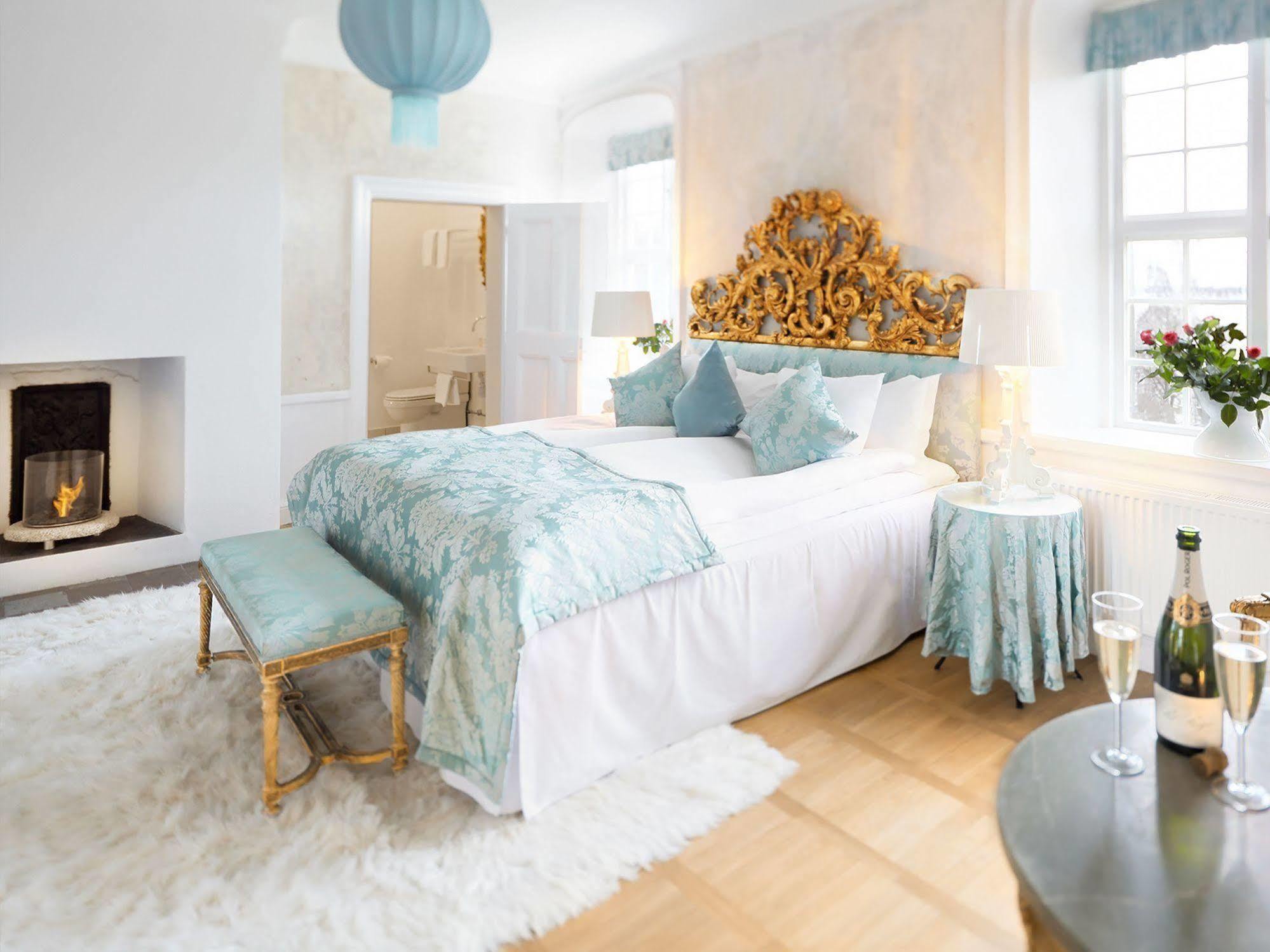 Goervaelns Slott Hotel Jarfalla Bagian luar foto