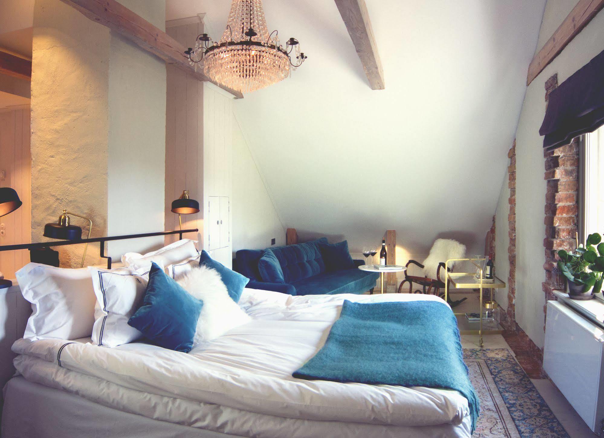 Goervaelns Slott Hotel Jarfalla Bagian luar foto